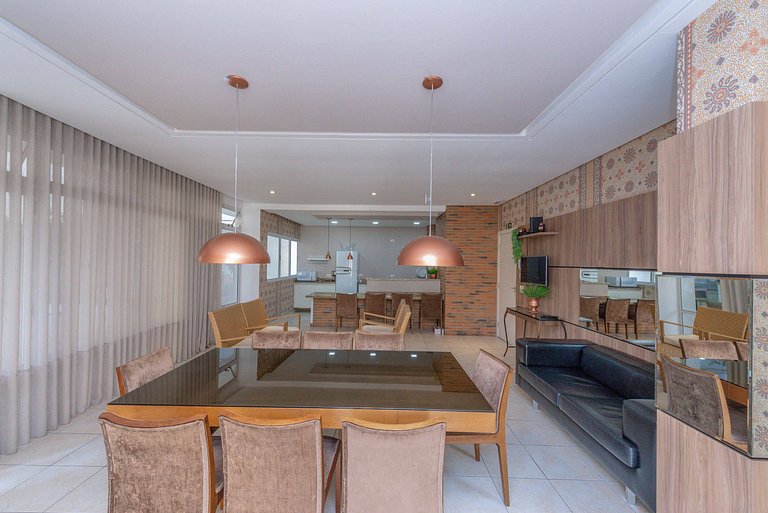 Apartamento amplo de 2 quartos