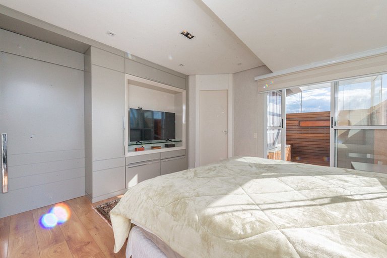 Duplex Penthouse in CondoClub +