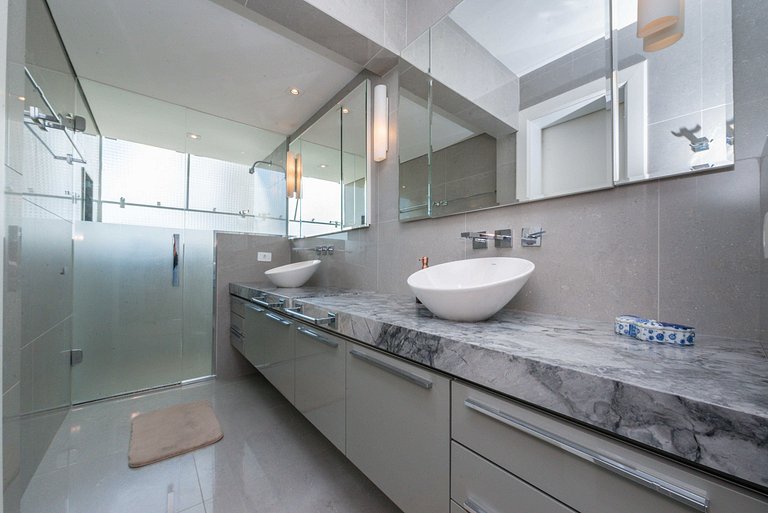 Duplex Penthouse in CondoClub +