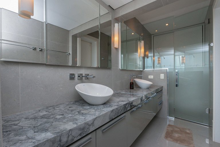 Cobertura Duplex em CondoClub +