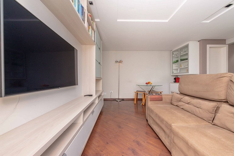 Modern apartment in a beautiful club condominium