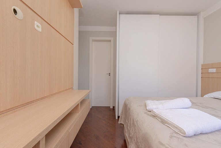 Modern apartment in a beautiful club condominium