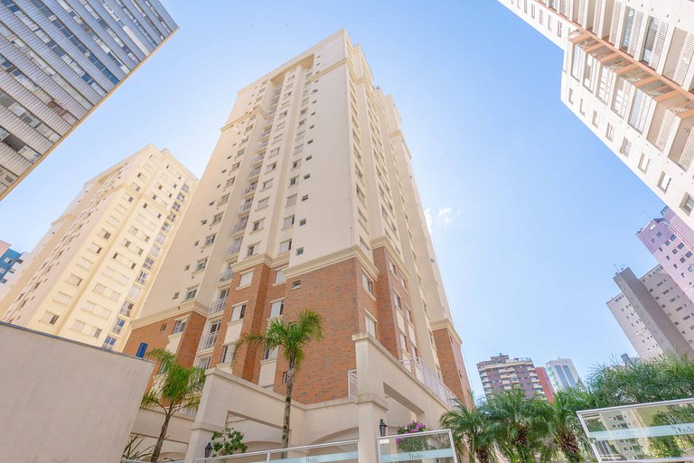 Modern apartment in a beautiful club condominium