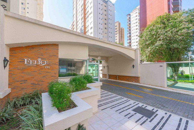 Apartamento de alto estándar en Agua Verde.